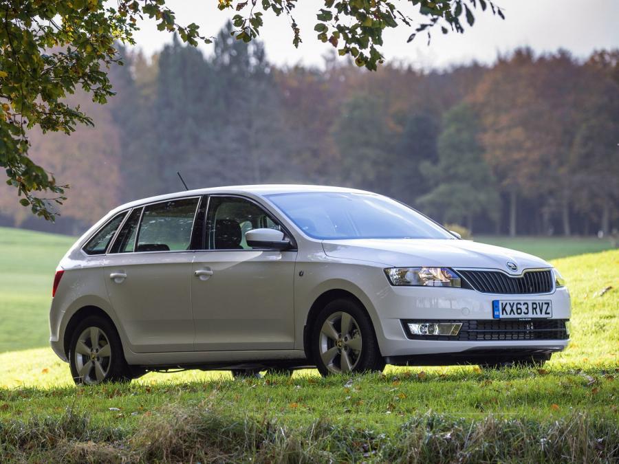  Skoda Rapid Spaceback 2013 года  (UK) (фото 18 из 26)